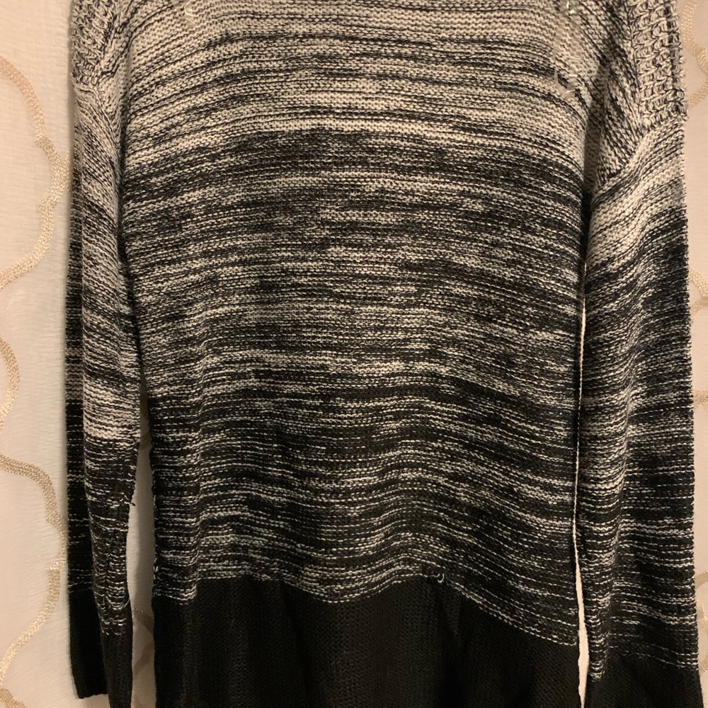 Black and gray pattern sweater size medium